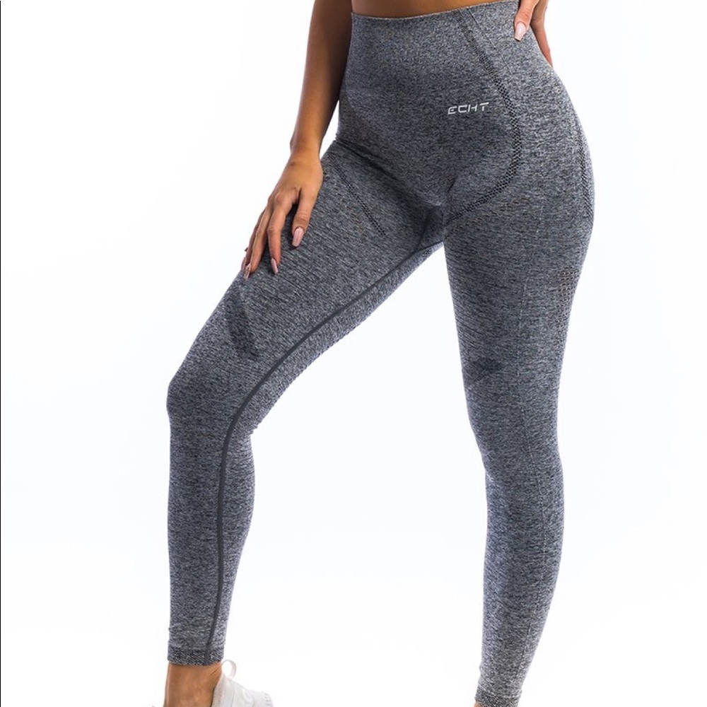 Arise Crop Leggings - Charcoal - Medium